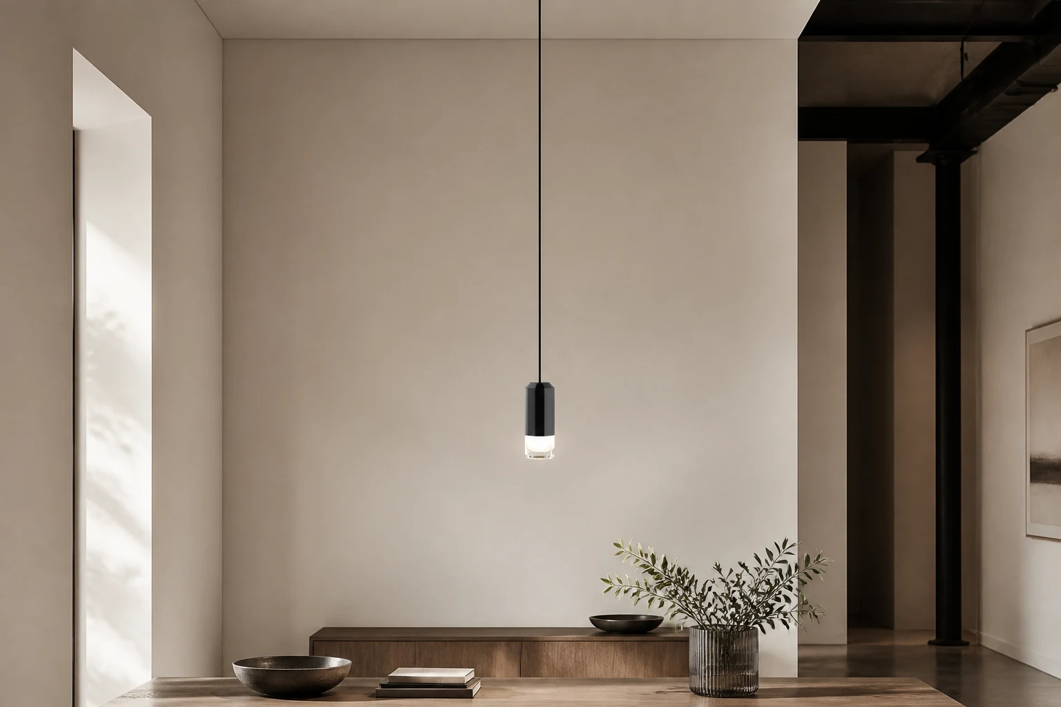 Lampa wisząca o swobodnym kształcie Wireflow w scenie lifestylowej