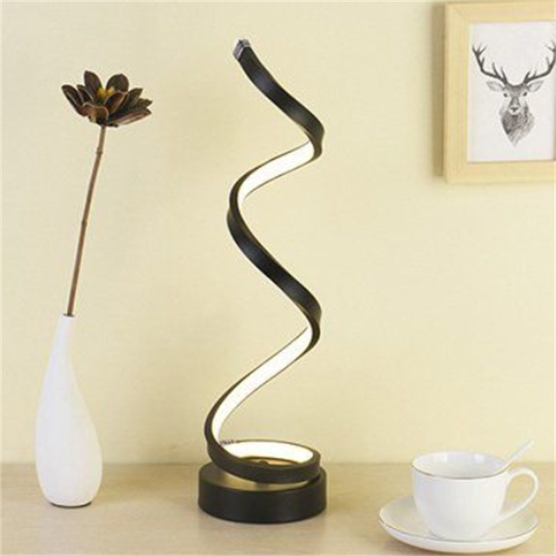 Spiralförmige Schreibtischlampe, kombiniert mit Vase und Wandbild
