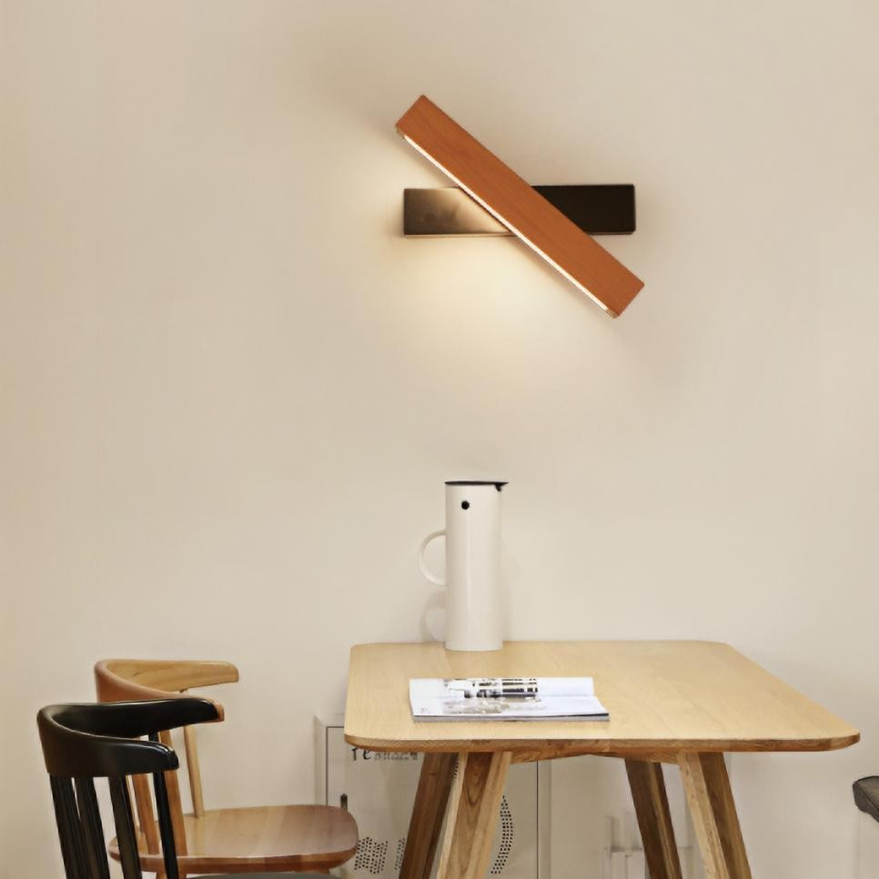 Verstellbare Wandleuchte für die Veranda, ideal für Esszimmer oder Schreibtisch.