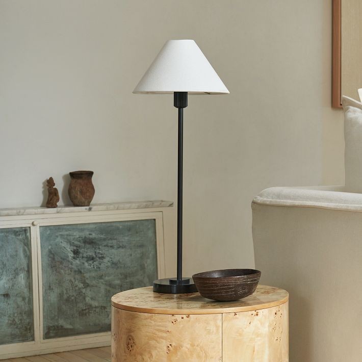 Lampa stołowa Diora w kolorze ciemnego brązu na szafce